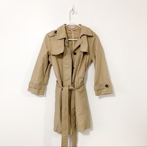 Gap light trench coat